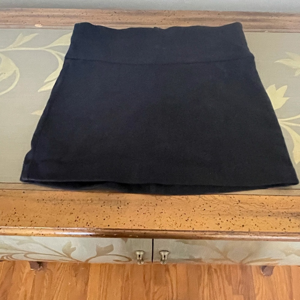 Corson. Sexy Stretchy black mini skirt.